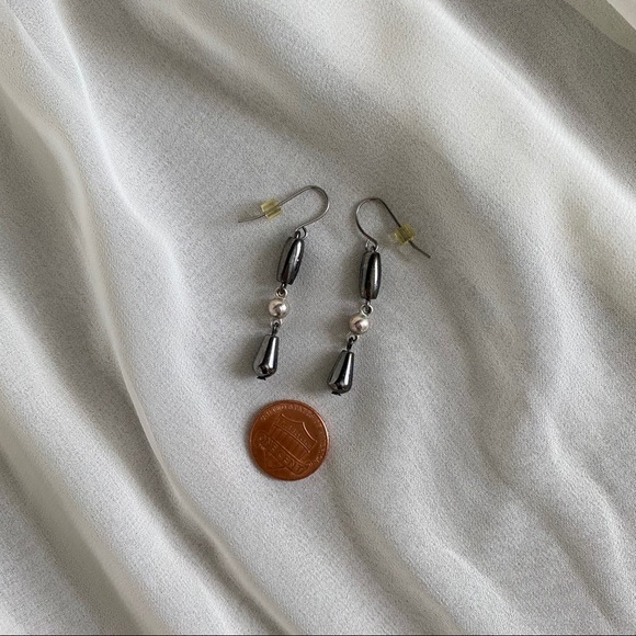 Vintage Gunmetal Teardrop Drop Dangle Earrings - Picture 3 of 3